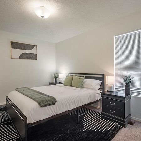 Modern Home 3Br Next To Airport & Netflix Албукерке Екстериор снимка