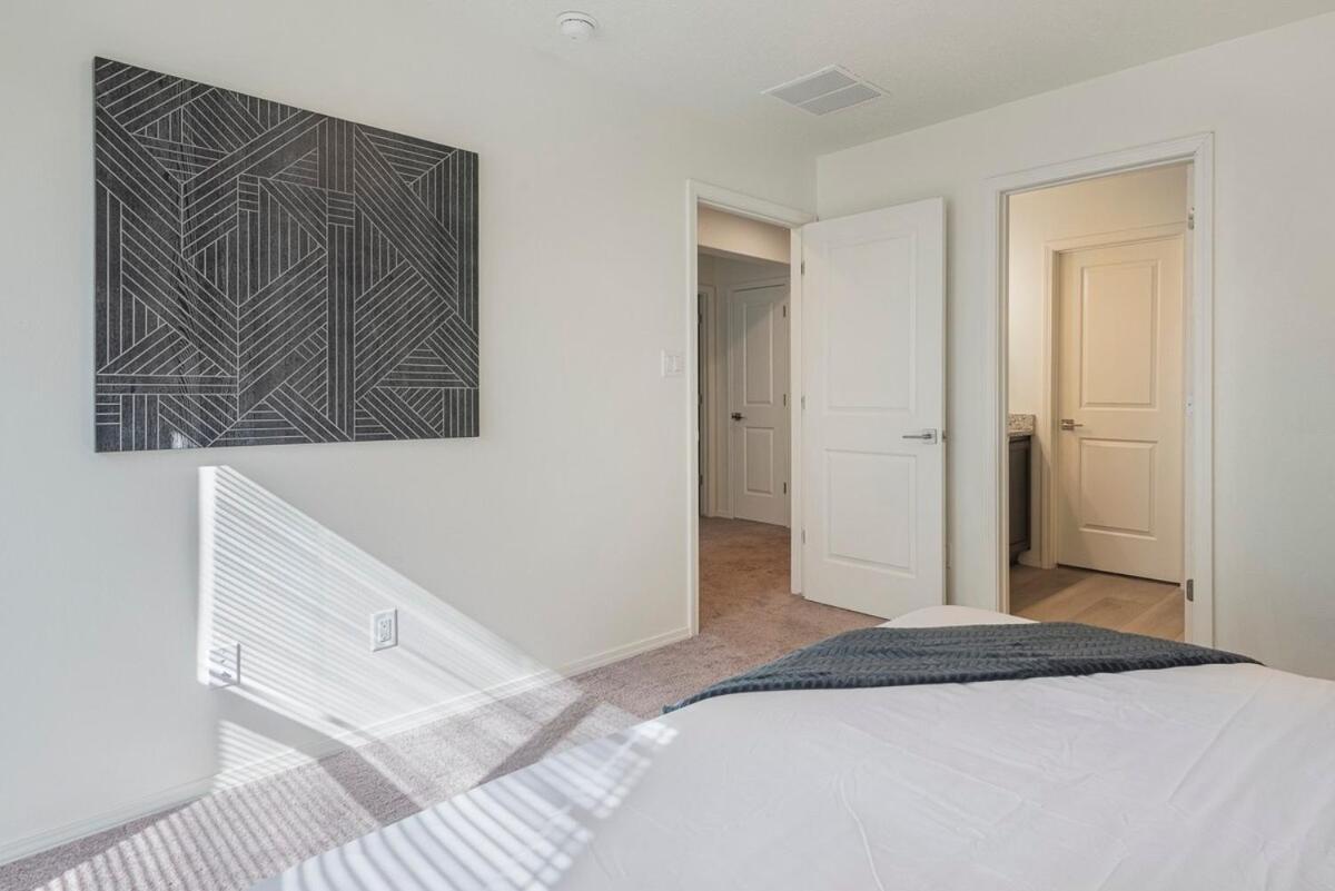Modern Home 3Br Next To Airport & Netflix Албукерке Екстериор снимка