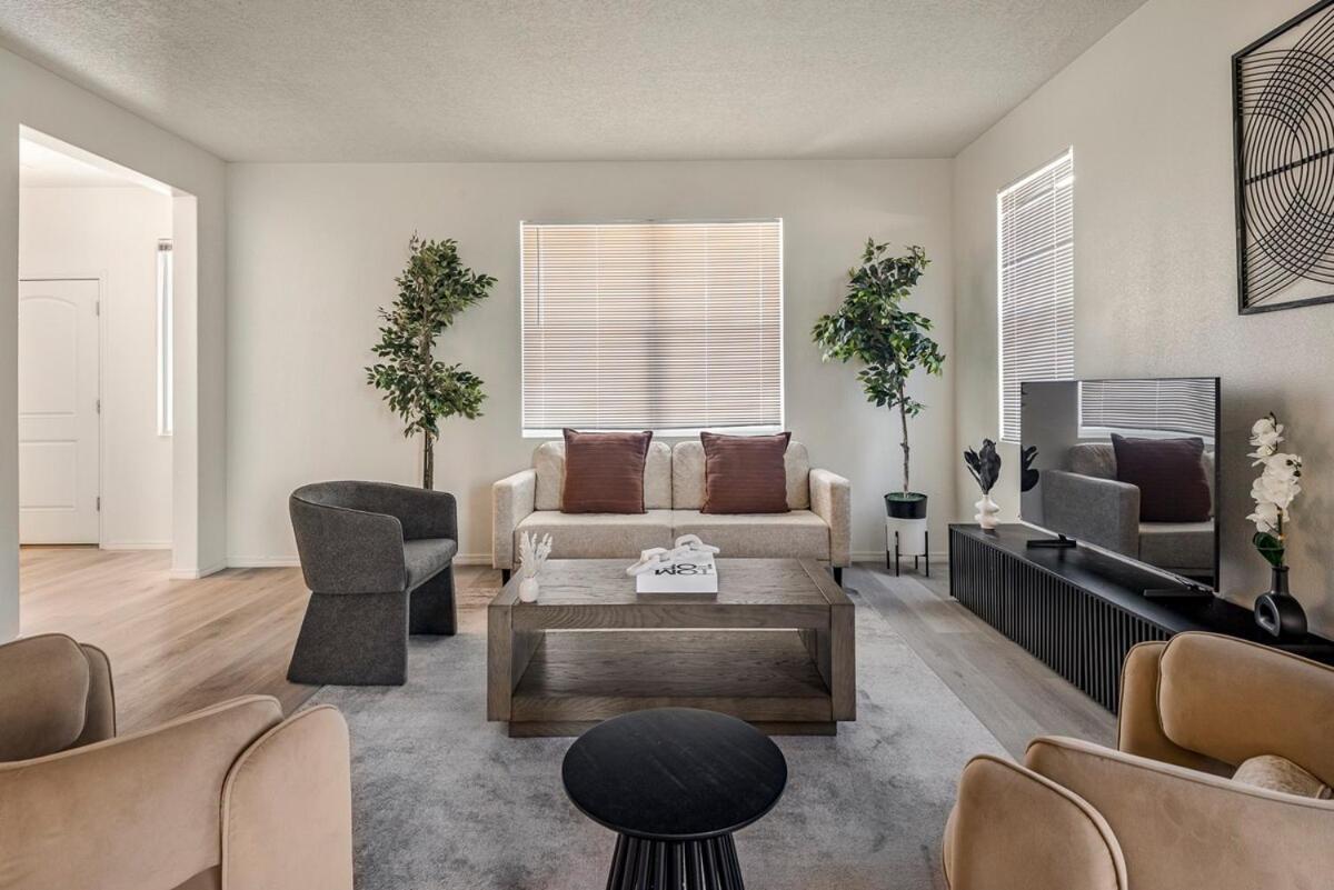 Modern Home 3Br Next To Airport & Netflix Албукерке Екстериор снимка